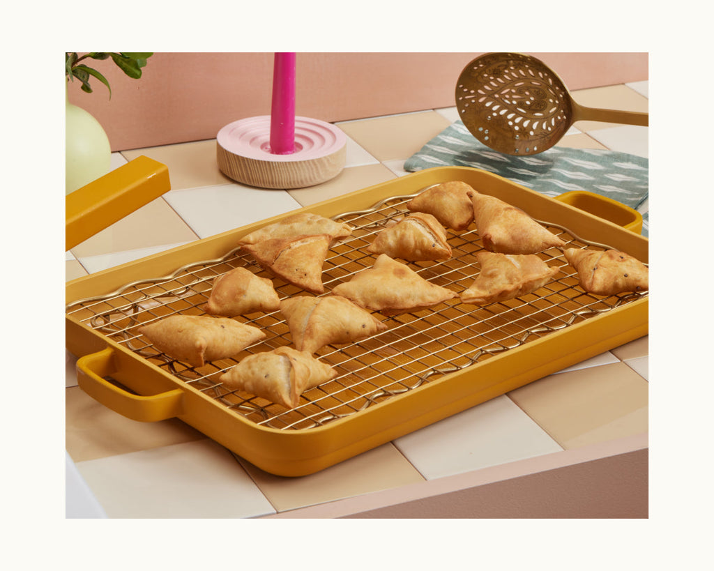 Plaque de cuisson antiadhésive pour four et cuisinière