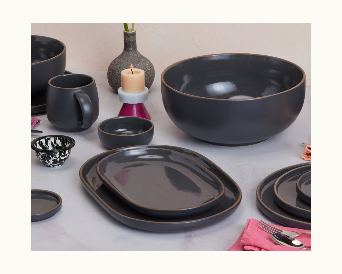 Plats de service en céramique émaillés à la main – Lot de 2