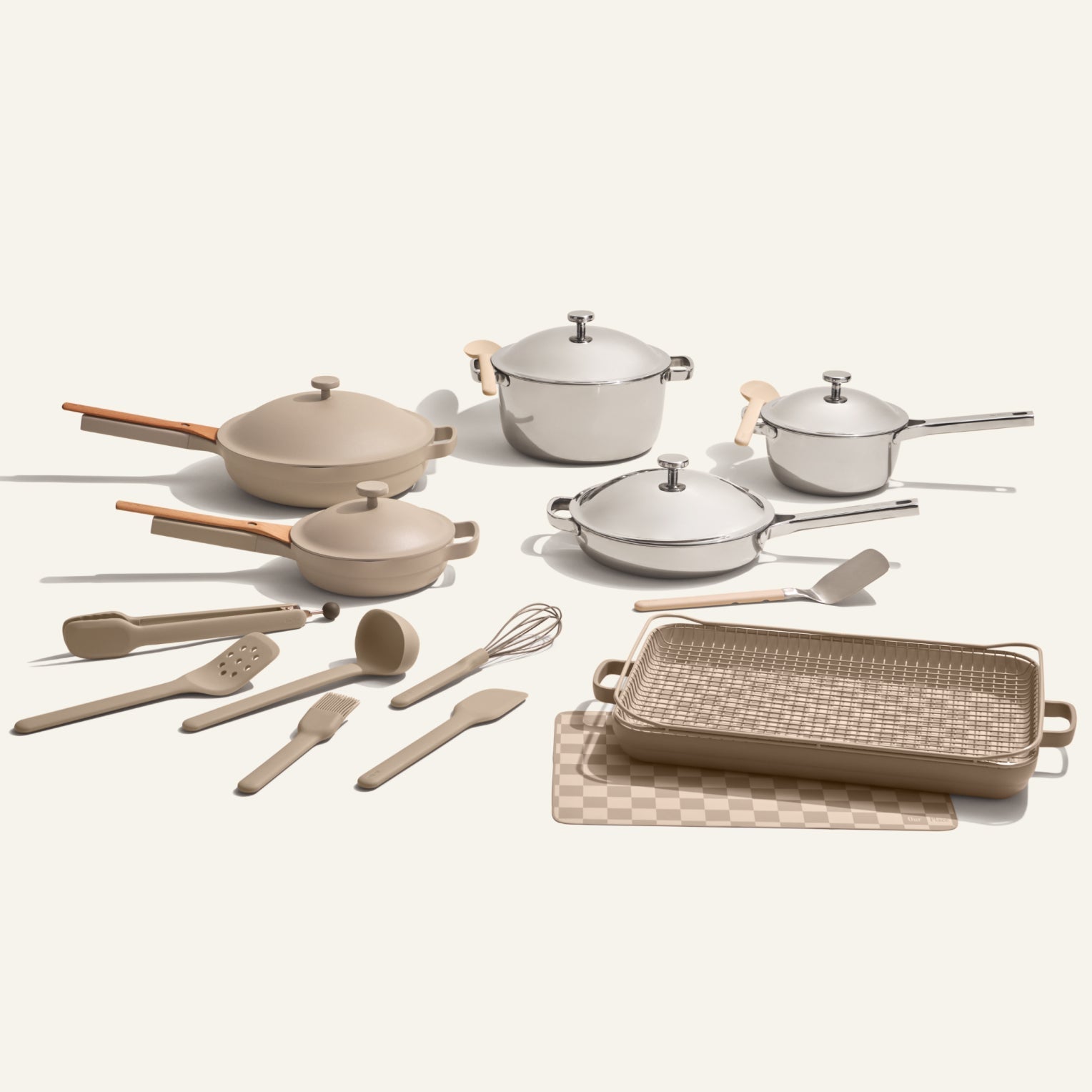 Batterie de cuisine et ustensiles en céramique et titane, 25 pièces